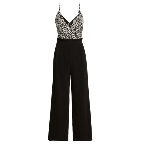 NWT J.O.A. Sleeveless Surplice Wide Leg Jumpsuit - Picture 1 of 12